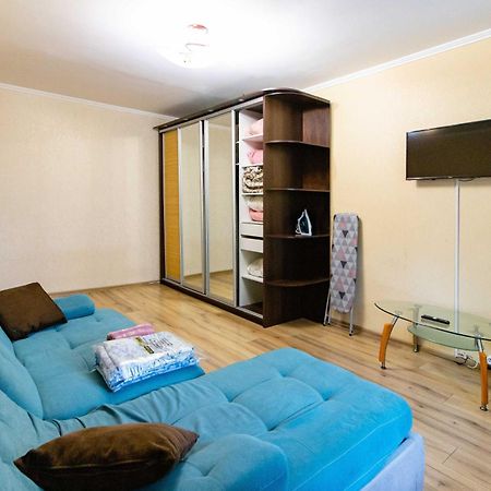 Kvartirkoff Na Geroev Dnepra 36 B Kiev Exterior foto