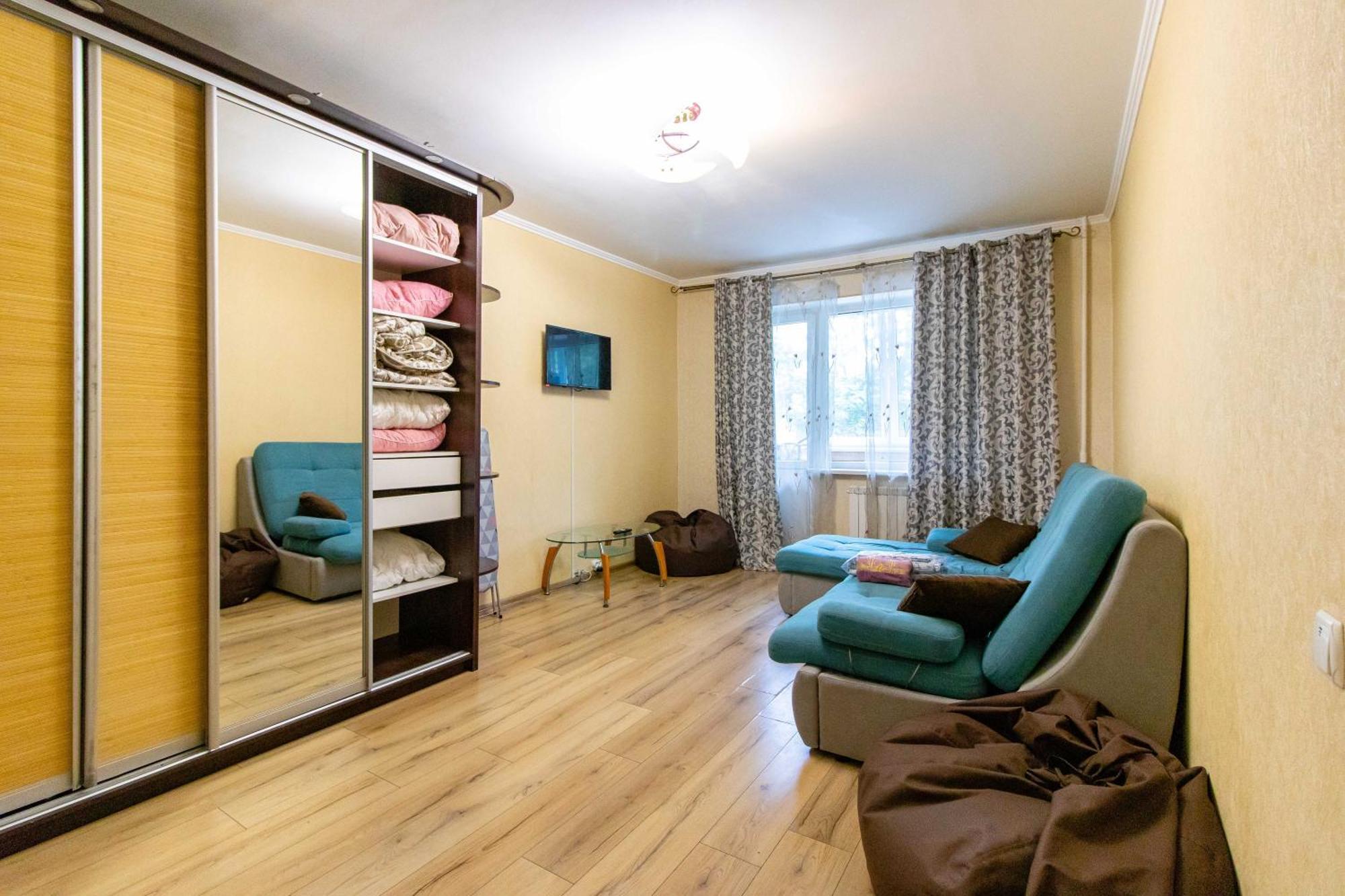 Kvartirkoff Na Geroev Dnepra 36 B Kiev Exterior foto